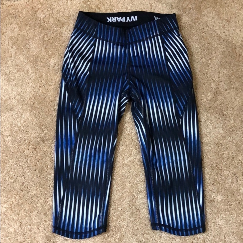 IVY PARK ADIDAS ATHLETIC LEGGINGS SIZE SMALL-BLACK
